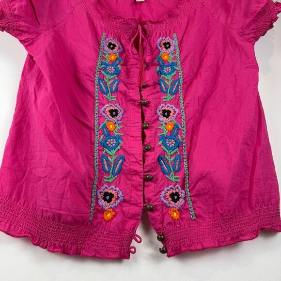 Boston Proper Blouse with Ruffled Elastic Short Sleeves and Embroidery ~ 10 - Picture 6 of 13